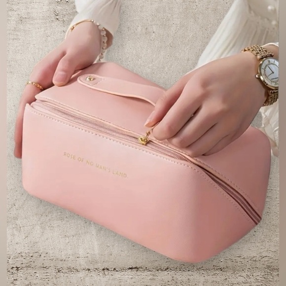 Large Capacity Makeup Bag Travel Cosmetic Bag Organizer Bag Women's Wash Bag - Picture 4 of 5